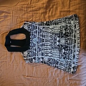 Athletic tank top